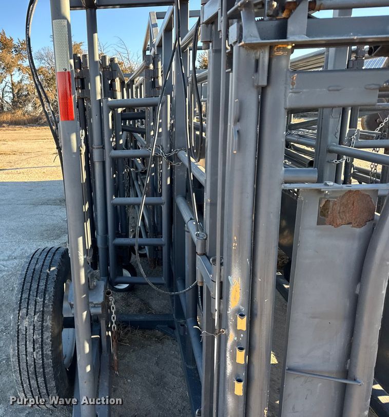 image for item EU6488 Rawhide portable corral