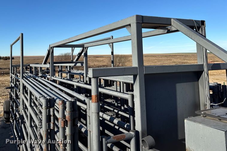 image for item EU6488 Rawhide portable corral