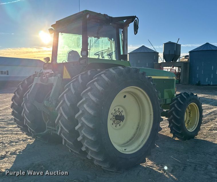 image for item EU6489 1992 John Deere 4960 MFWD tractor