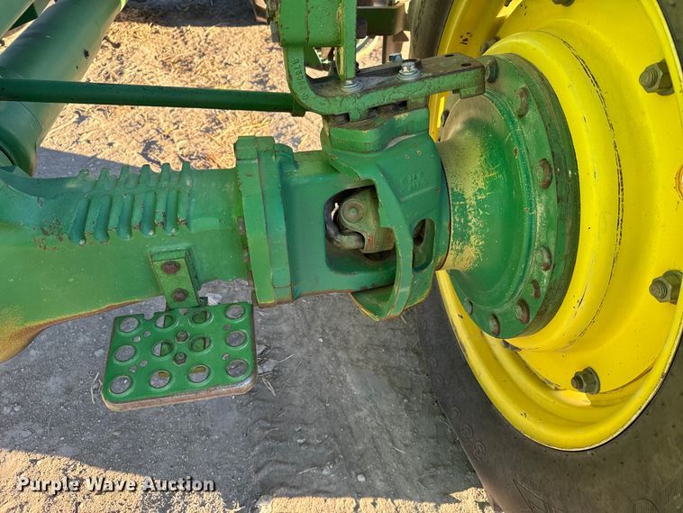 image for item EU6489 1992 John Deere 4960 MFWD tractor