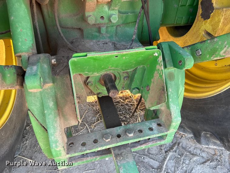 image for item EU6489 1992 John Deere 4960 MFWD tractor