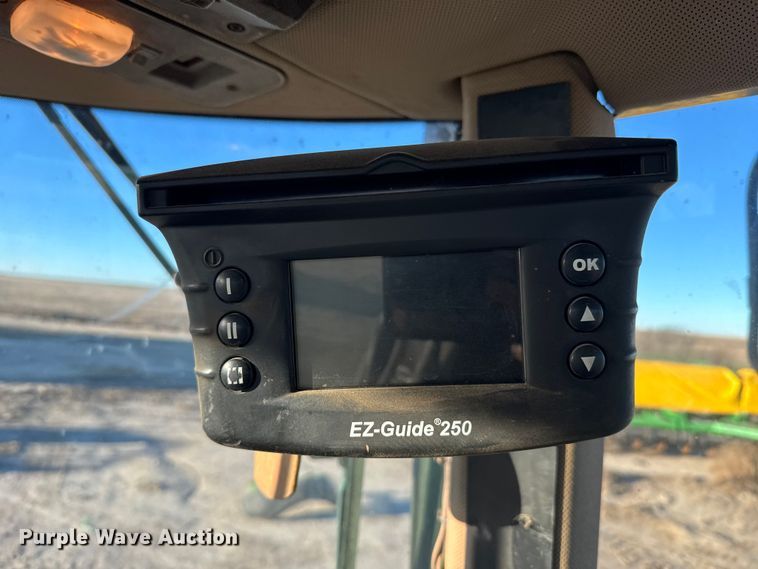 image for item EU6489 1992 John Deere 4960 MFWD tractor