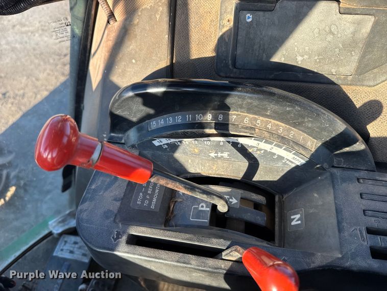 image for item EU6489 1992 John Deere 4960 MFWD tractor