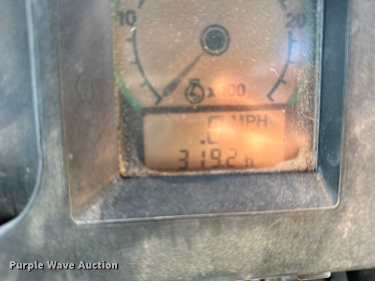 image for item EU6489 1992 John Deere 4960 MFWD tractor