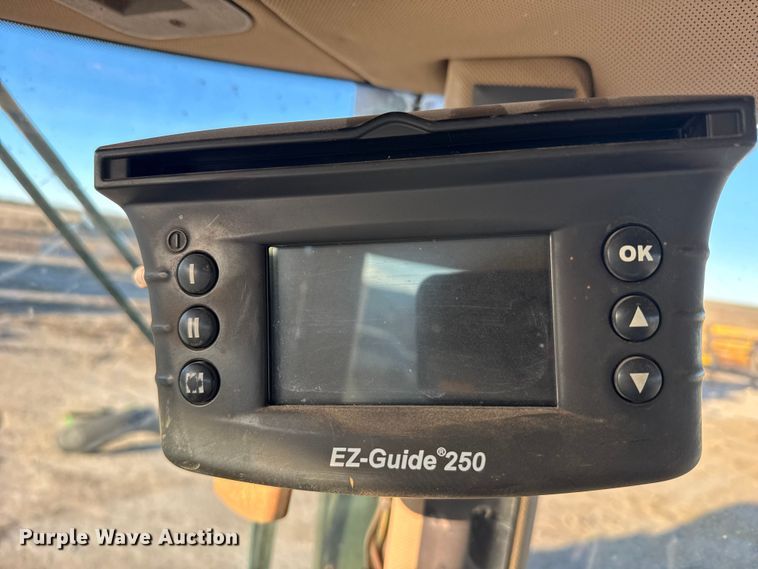 image for item EU6489 1992 John Deere 4960 MFWD tractor