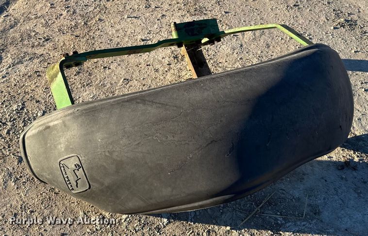 image for item EU6489 1992 John Deere 4960 MFWD tractor