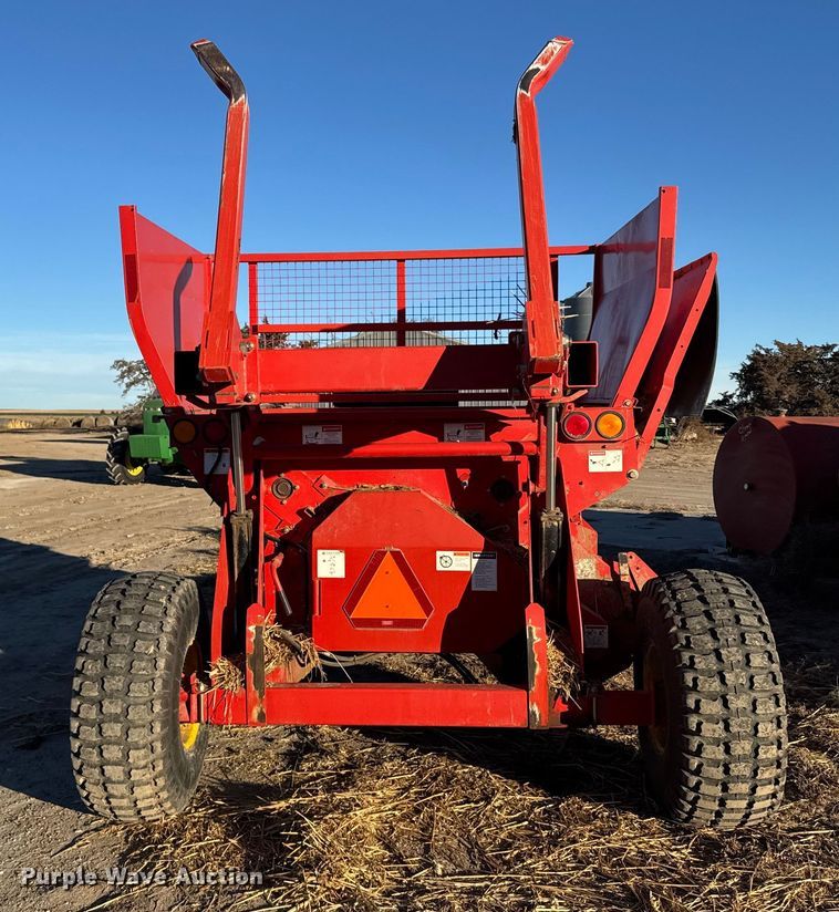 image for item EU6490 Highline Bale Pro 650 bale processor