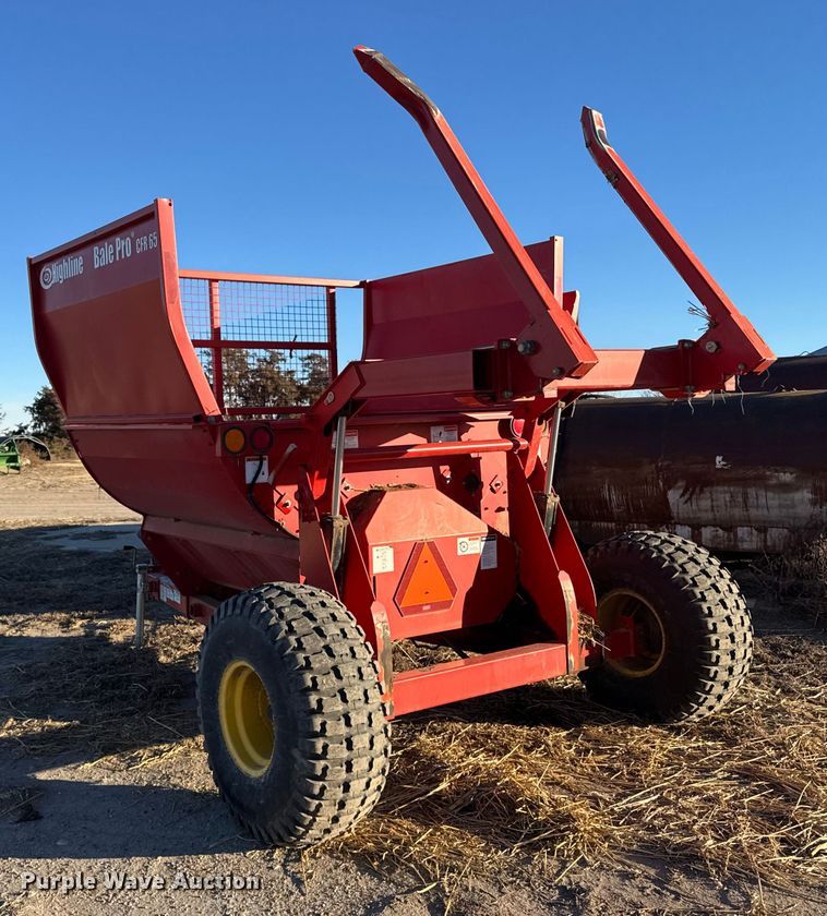 image for item EU6490 Highline Bale Pro 650 bale processor