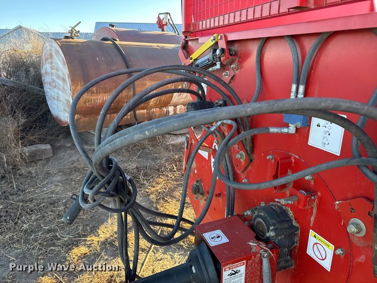 image for item EU6490 Highline Bale Pro 650 bale processor