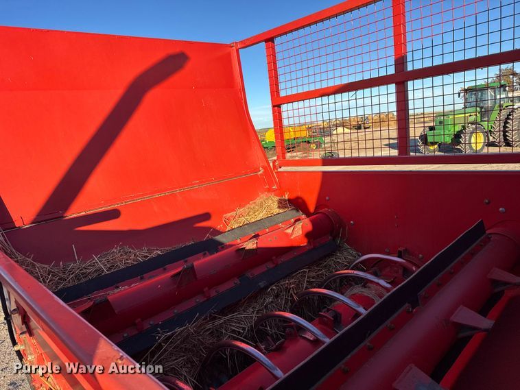 image for item EU6490 Highline Bale Pro 650 bale processor