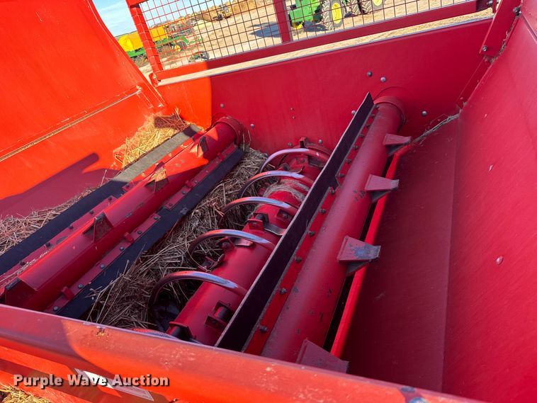 image for item EU6490 Highline Bale Pro 650 bale processor