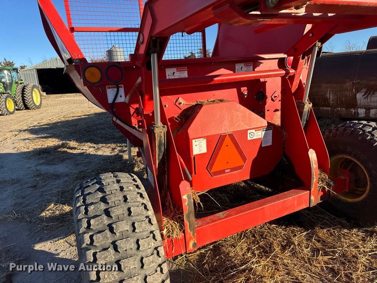 image for item EU6490 Highline Bale Pro 650 bale processor