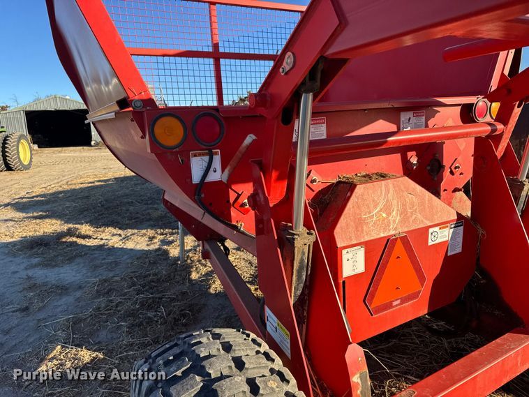 image for item EU6490 Highline Bale Pro 650 bale processor