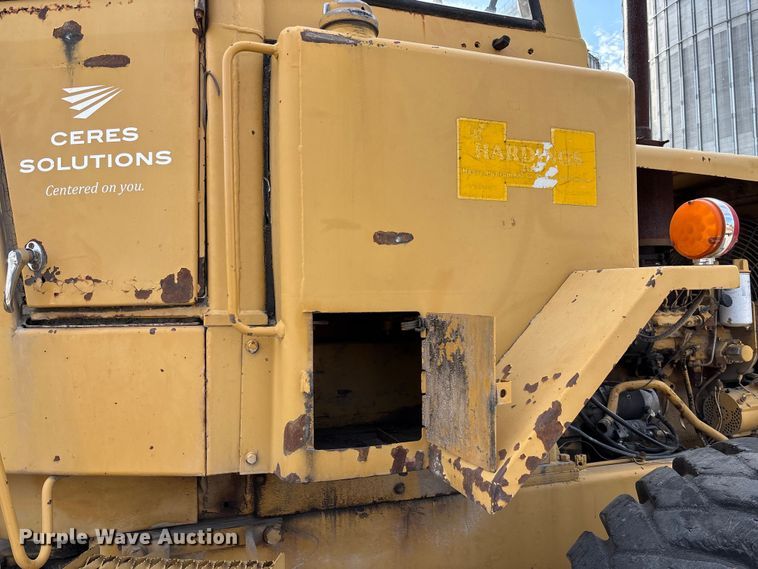 image for item EV3249 1973 Caterpillar 930 wheel loader