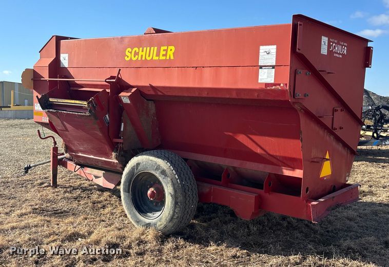 image for item FG1655 Schuler SRM 354 feed wagon