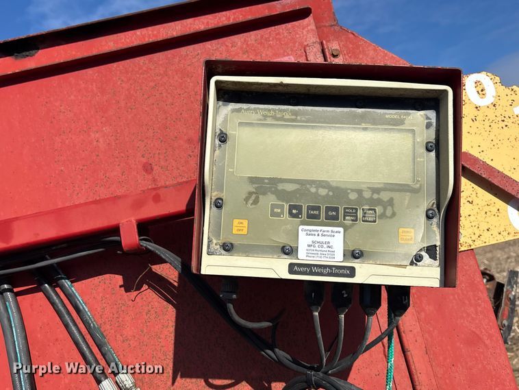 image for item FG1655 Schuler SRM 354 feed wagon