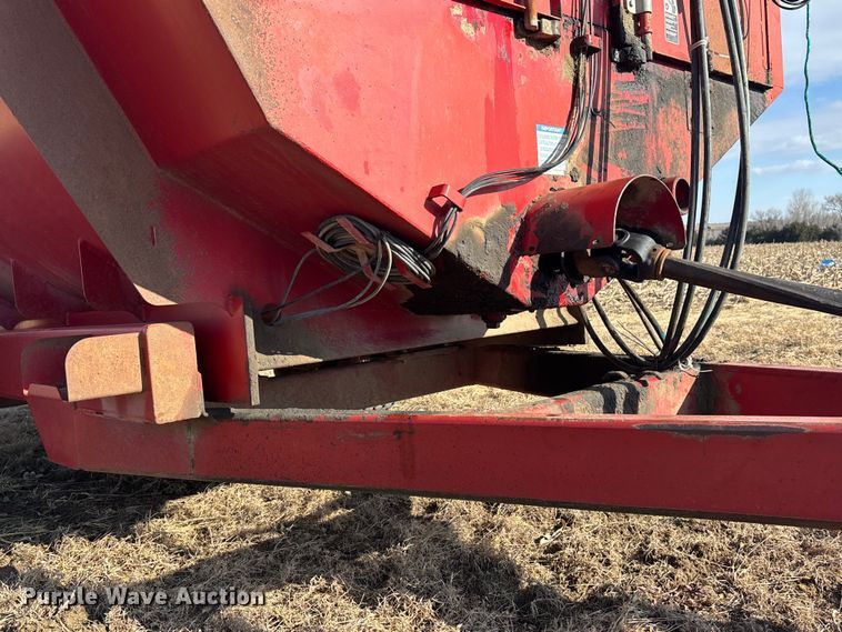 image for item FG1655 Schuler SRM 354 feed wagon