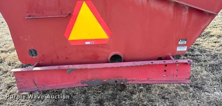 image for item FG1655 Schuler SRM 354 feed wagon