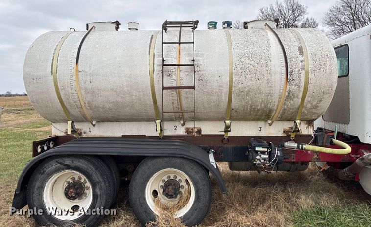 image for item FI1543 Water tank