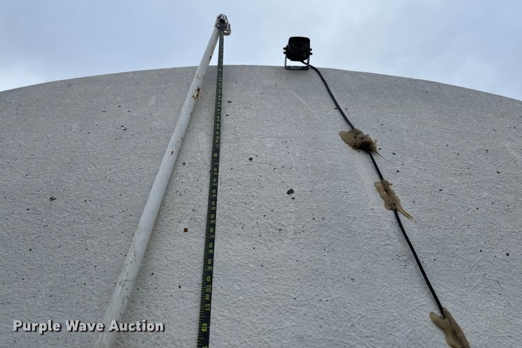 image for item FI1543 Water tank