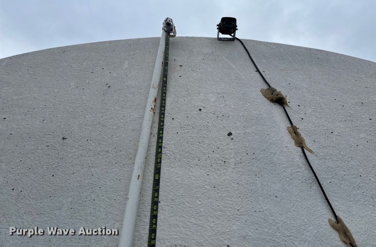 image for item FI1543 Water tank