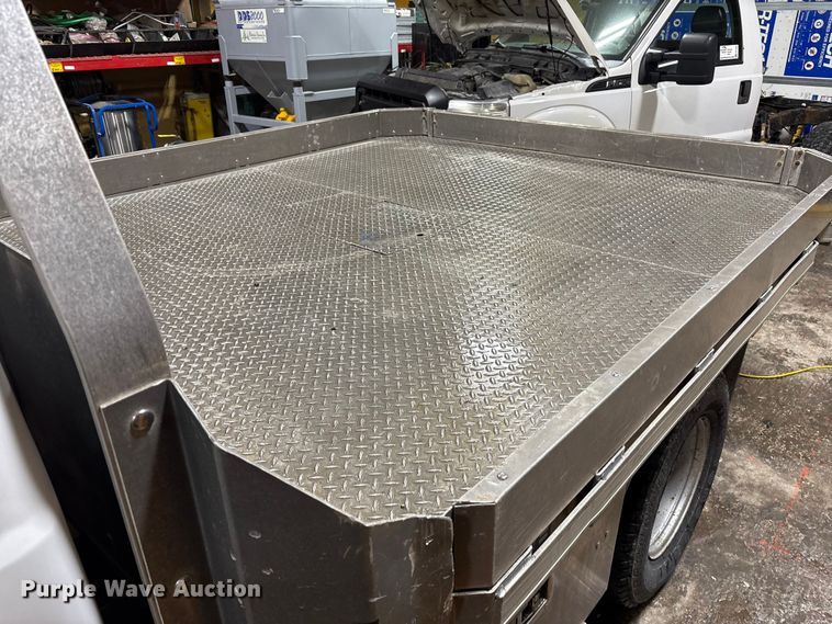 image for item FK1023 2015 Ford F350 Super Duty flatbed pickup truck