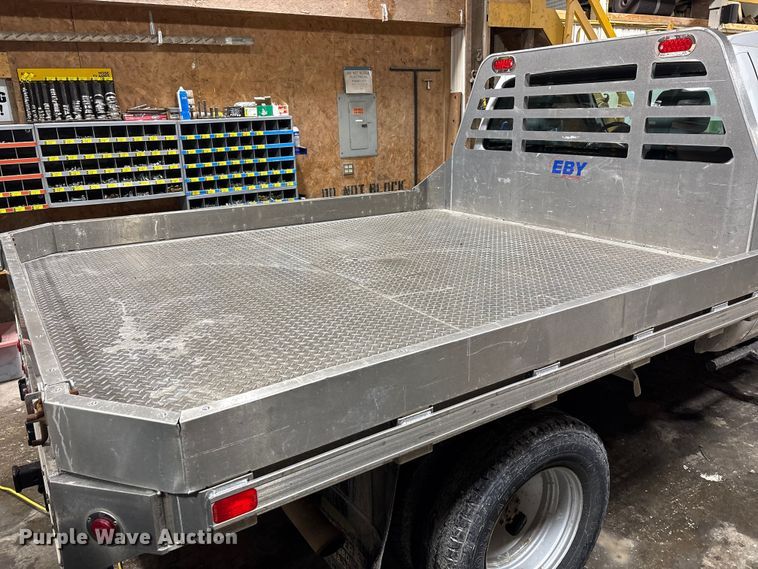 image for item FK1023 2015 Ford F350 Super Duty flatbed pickup truck