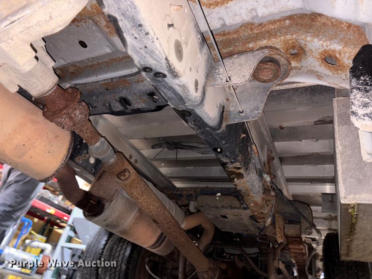 image for item FK1023 2015 Ford F350 Super Duty flatbed pickup truck