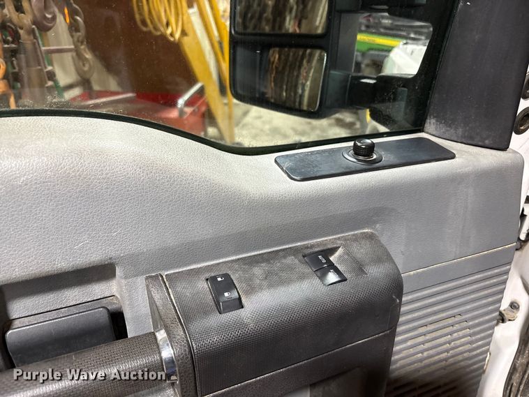 image for item FK1023 2015 Ford F350 Super Duty flatbed pickup truck