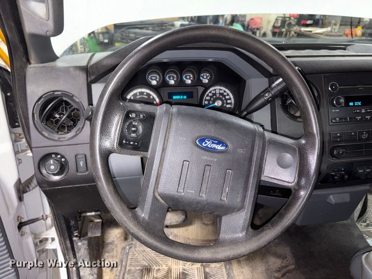 image for item FK1023 2015 Ford F350 Super Duty flatbed pickup truck