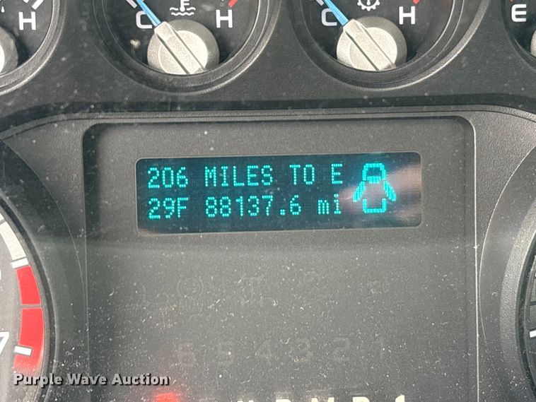 image for item FK1023 2015 Ford F350 Super Duty flatbed pickup truck