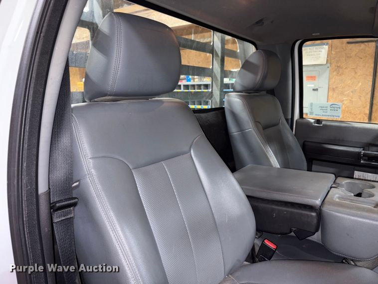 image for item FK1023 2015 Ford F350 Super Duty flatbed pickup truck