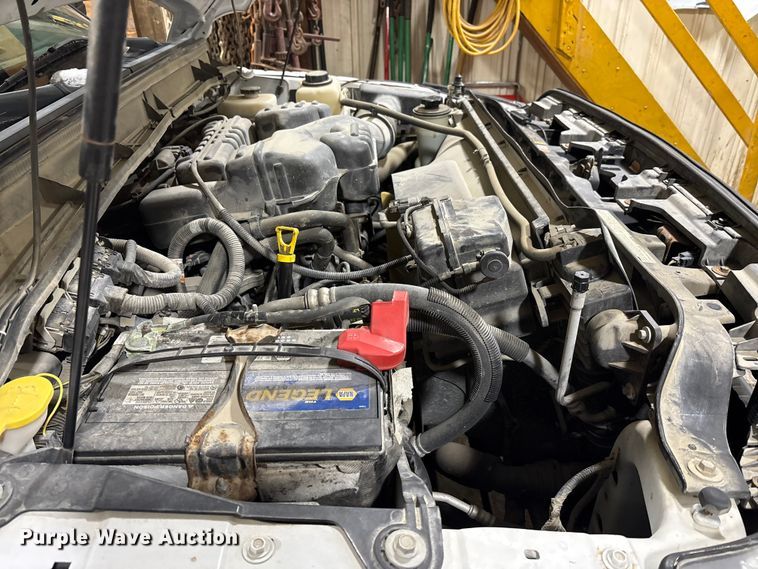 image for item FK1023 2015 Ford F350 Super Duty flatbed pickup truck