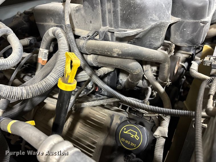 image for item FK1023 2015 Ford F350 Super Duty flatbed pickup truck