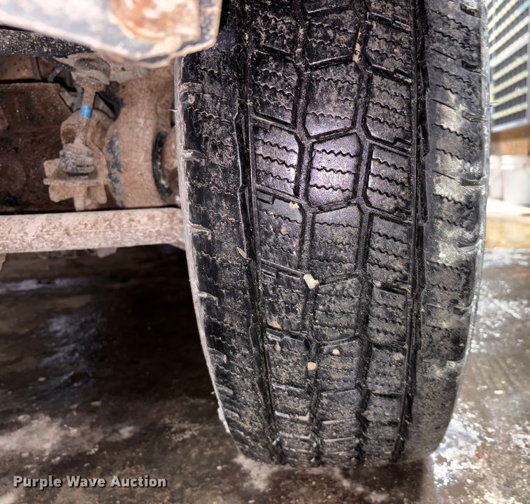 image for item FK1023 2015 Ford F350 Super Duty flatbed pickup truck