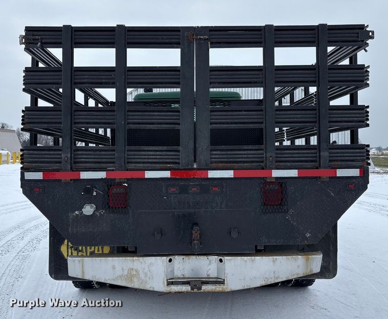 image for item FK1041 1999 International 4900 flatbed truck
