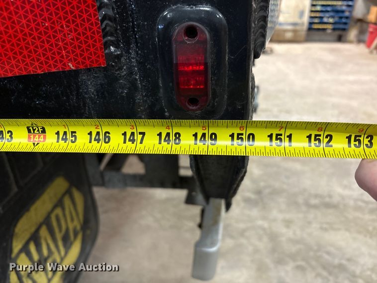 image for item FK1041 1999 International 4900 flatbed truck