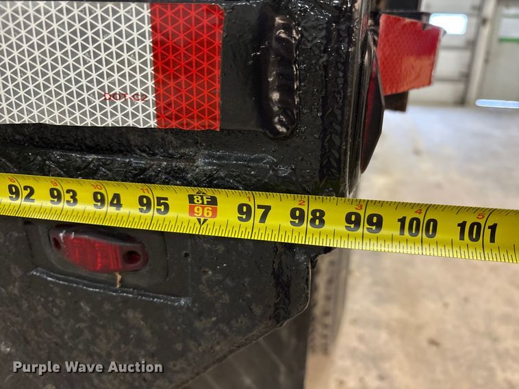 image for item FK1041 1999 International 4900 flatbed truck