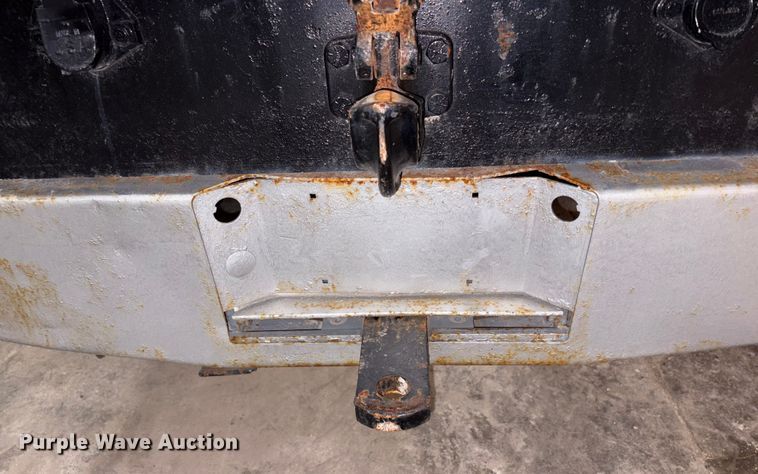 image for item FK1041 1999 International 4900 flatbed truck