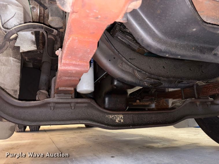 image for item FK1041 1999 International 4900 flatbed truck