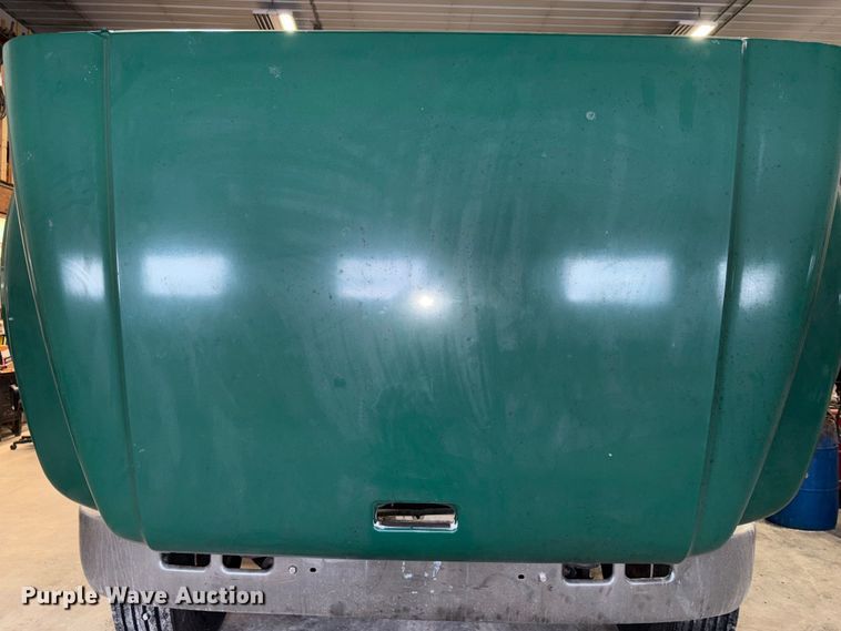 image for item FK1041 1999 International 4900 flatbed truck