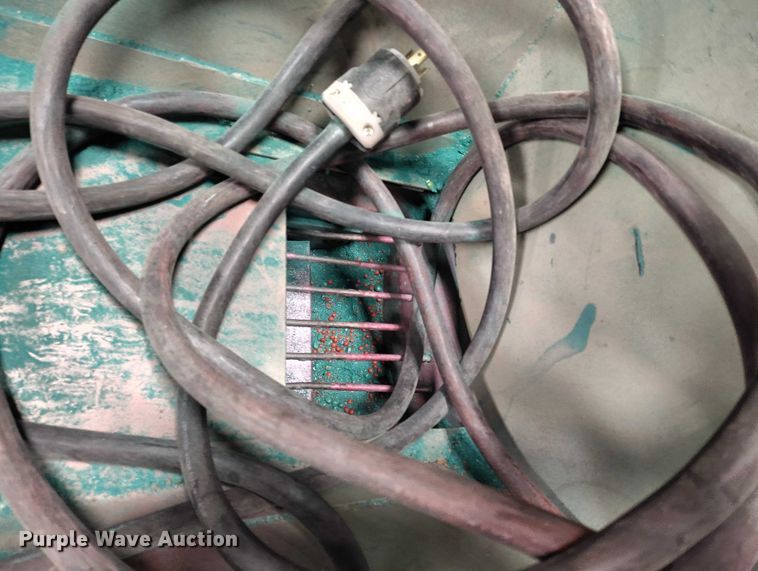 image for item IH9389 Quality Plus 524HT auger