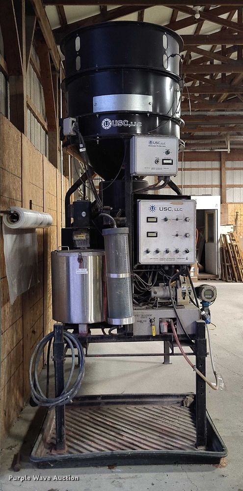 image for item IH9390 USC LP2000 seed treater