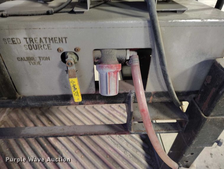 image for item IH9390 USC LP2000 seed treater