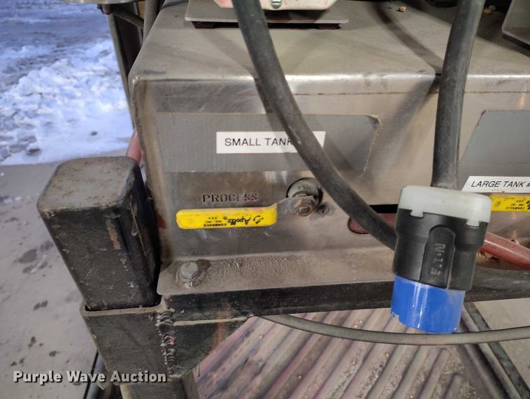 image for item IH9390 USC LP2000 seed treater