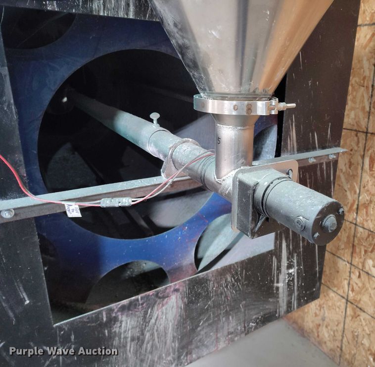 image for item IH9390 USC LP2000 seed treater