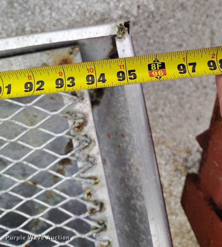 image for item IH9392 Yargus vertical fertilizer blender