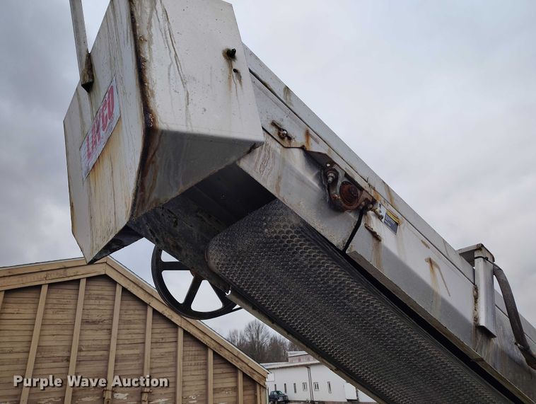 image for item IH9392 Yargus vertical fertilizer blender