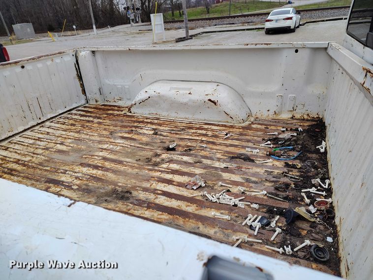 image for item IH9393 2001 Dodge Ram 2500 Ext. Cab pickup truck