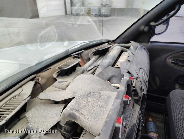 image for item IH9393 2001 Dodge Ram 2500 Ext. Cab pickup truck